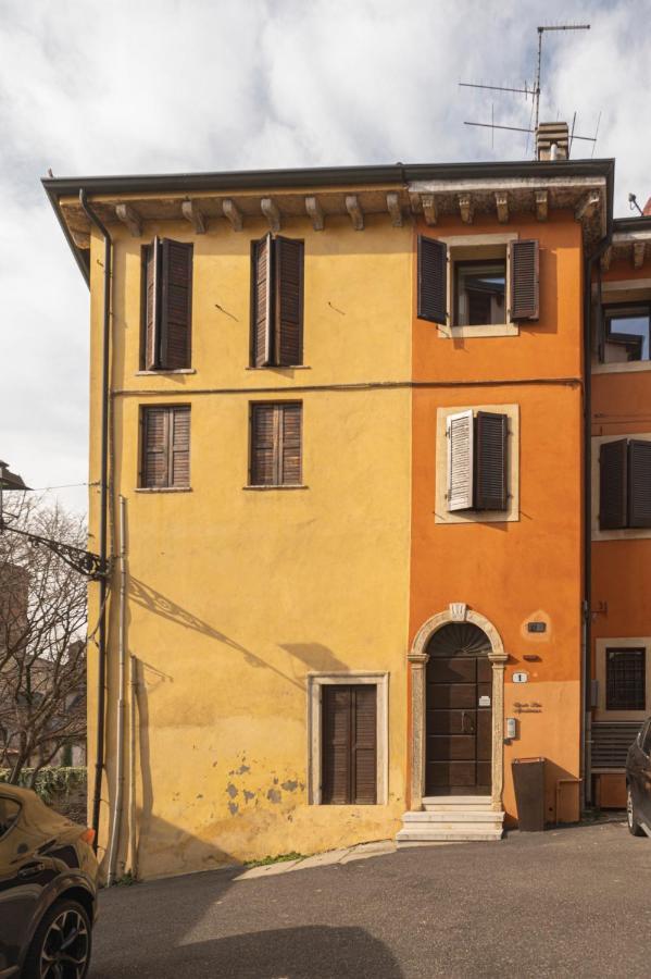 Vicolo Zini Apartments فيرونا المظهر الخارجي الصورة
