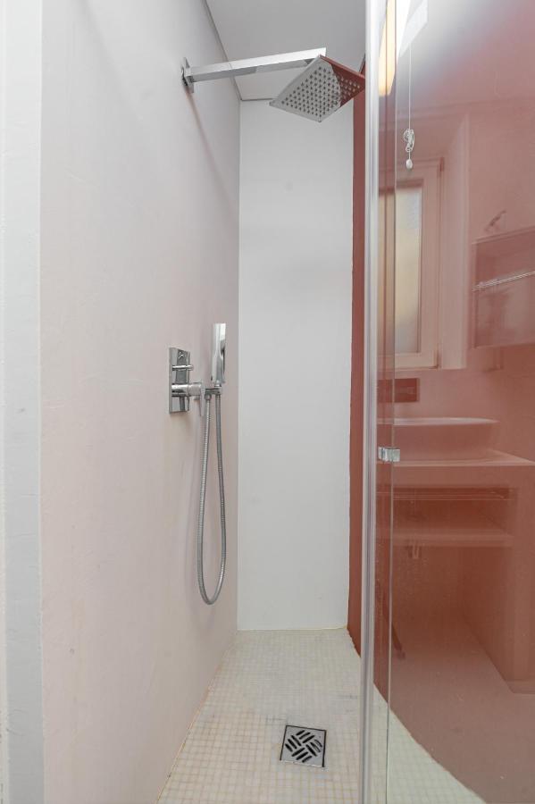 Vicolo Zini Apartments فيرونا المظهر الخارجي الصورة